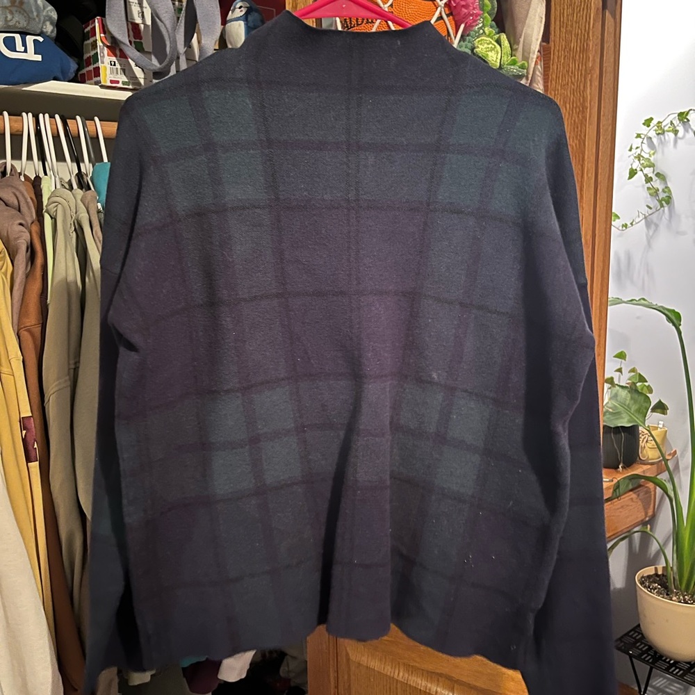 Women’s Tahari turtle neck sweater